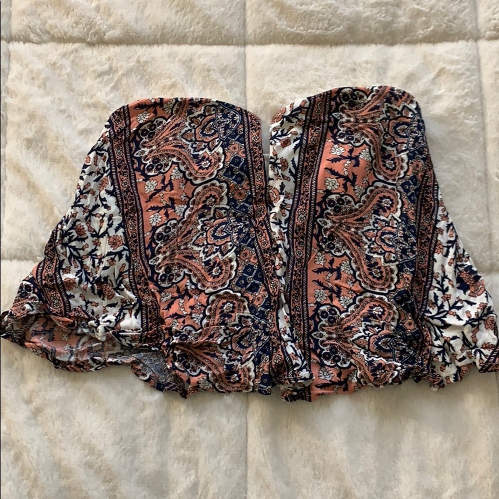 Strapless crop top